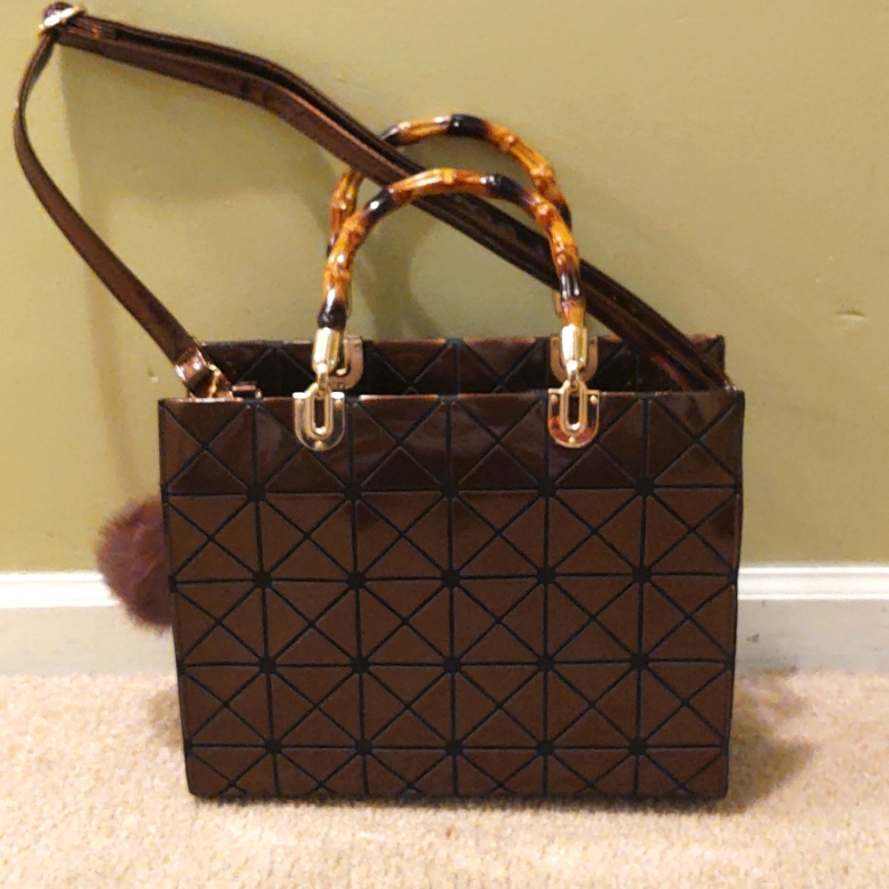 A beautiful geometric purse